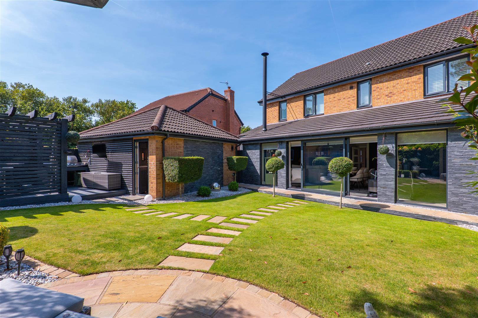 Foxglove Close, Bamber Bridge, Preston